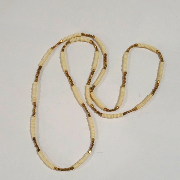 Elegant Gold tone & Cream Beaded Long Necklace - Stylish Women's Fashion Jewelry - Picture 8 of 10